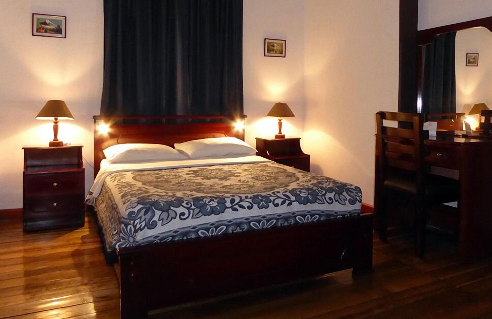 Jhomana Guesthouse Quito Extérieur photo
