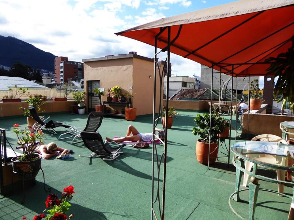 Jhomana Guesthouse Quito Extérieur photo